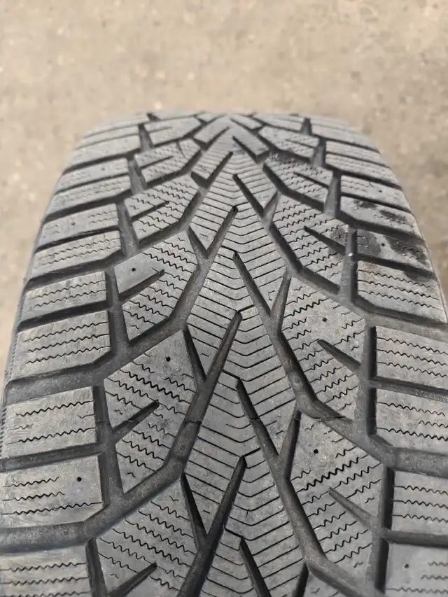 235/45R18 General ALTIMAX ARCTIC 12 winter tire in Tires & Rims in Mississauga / Peel Region - Image 9