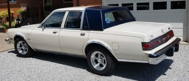 1987 Chrysler New Yorker, 5th Avenue in Classic Cars in Windsor Region - Image 3