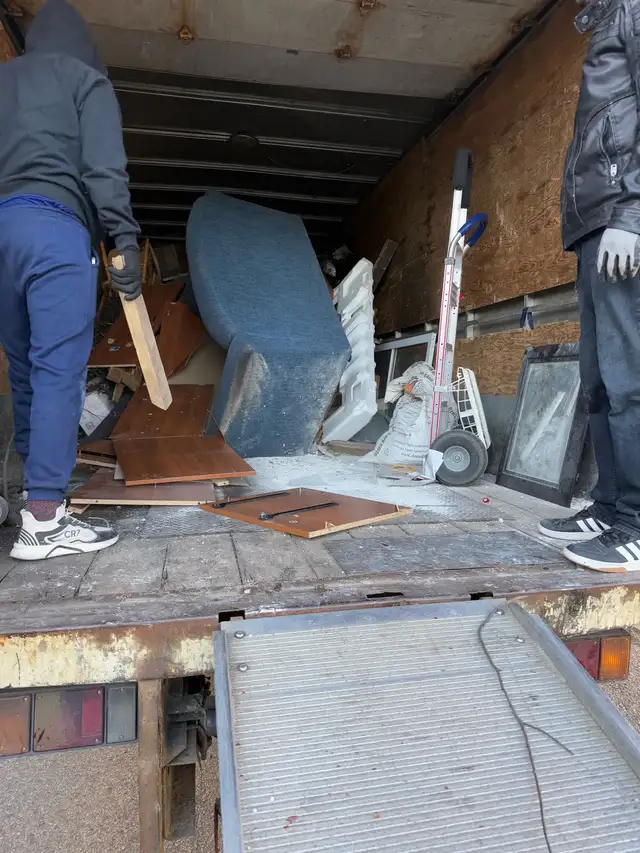 Same day Junk Removal 605033159365109762