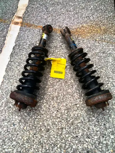 Pickup strut was taked out from Ram EXT 254, compatible with Ford F-150 2009-2014 2 pcs for 70
