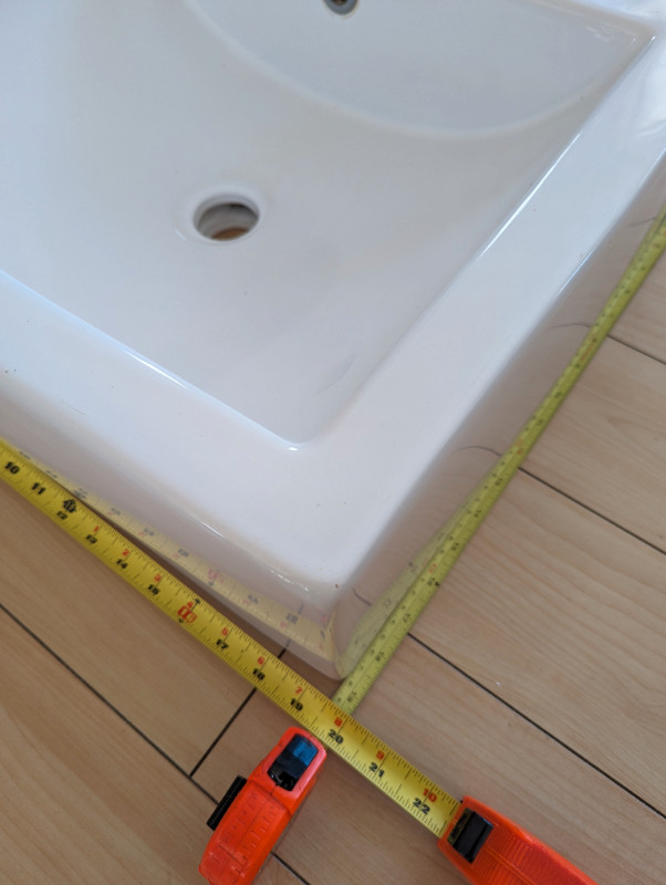 Lavabo de dessus de comptoir trou unique dans Plomberie, éviers, toilettes et bains  à Lévis - Image 2