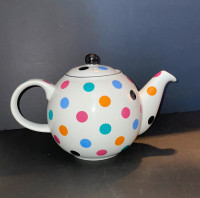 London Pottery Globe Polka Dot Ceramic Tea Pot Teapot Tea Party