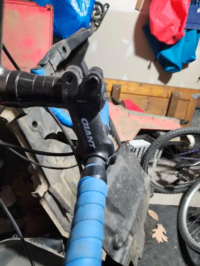 Trek road bike - Large in Road in Ottawa - Image 8