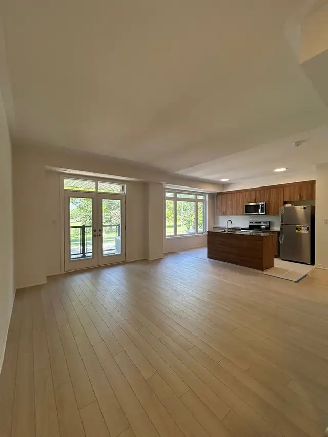 2 Bed  2.5 Bath Townhouse for Rent in St. Catharines, March 1!