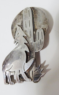 STERLING SILVER coyote howling CACTUS moon brooch LARGE vintage