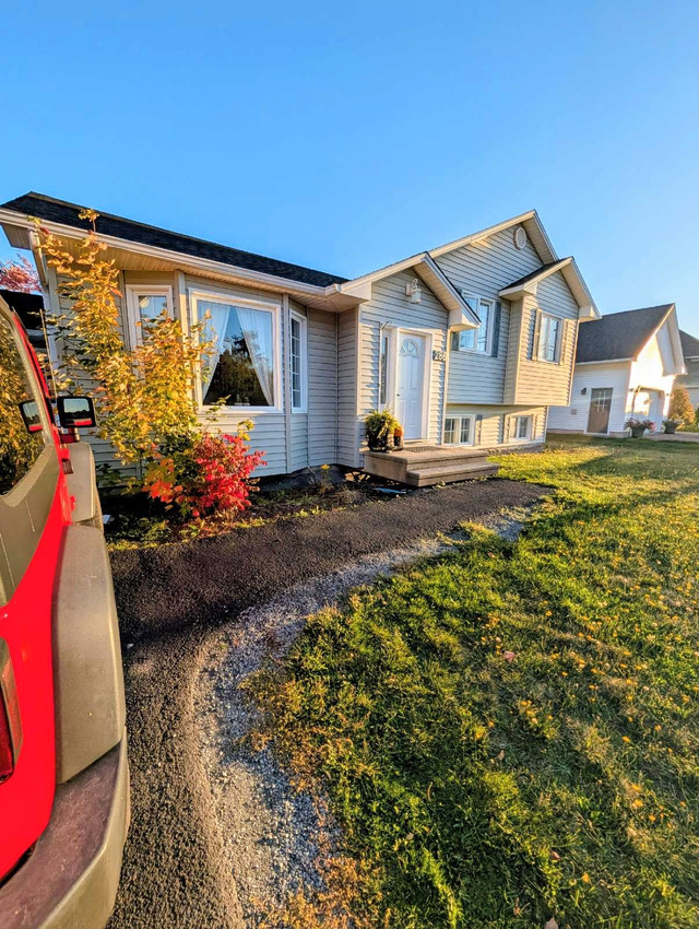 3 bedroom House in Long Term Rentals in Moncton - Image 2