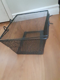 Small Wire basket with handles