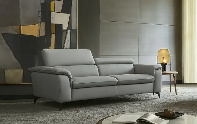 Genuine Top Grain Leather Sofa With Adjustable Headrests in Couches & Futons in Vancouver - Image 3