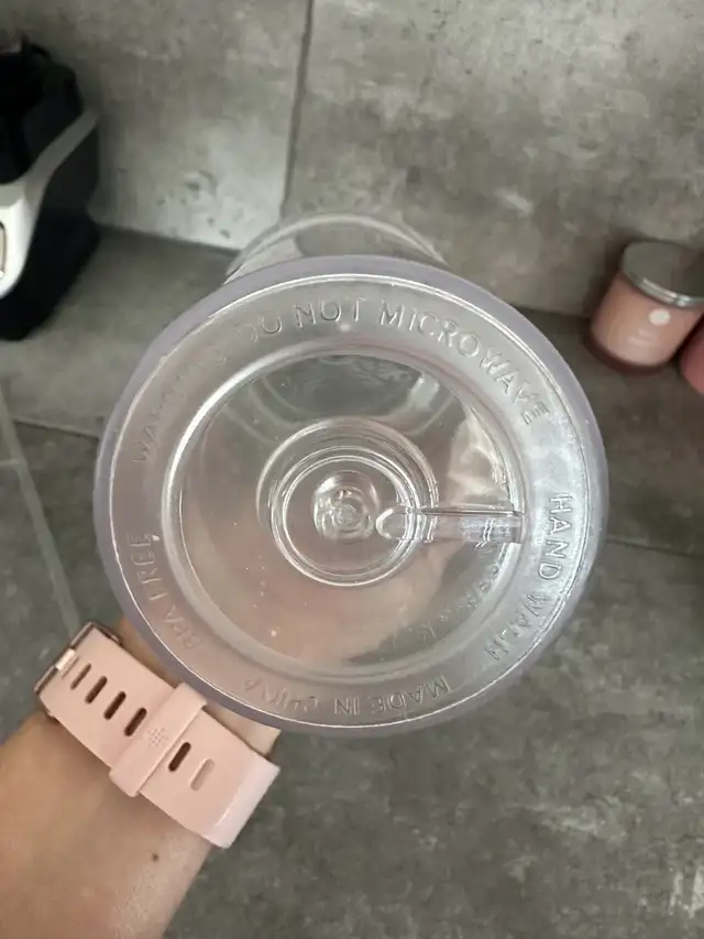 tumble teangle bouteille in Other in City of Montréal - Image 4