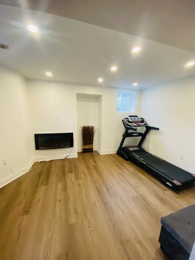 2 bedroom , One bathroom and one kitchen Basement in Milton in Long Term Rentals in Oakville / Halton Region - Image 10