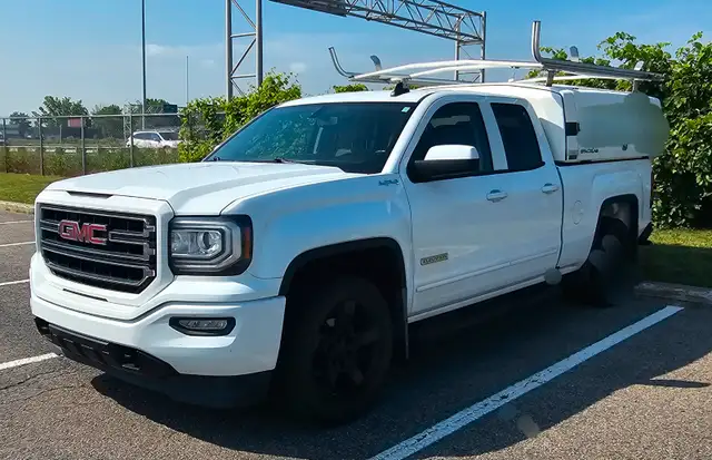 GMC Sierra 1500 Élevation 2019 V8 5.3L 4x4 – 89,000km – Spacekap63008303148929122