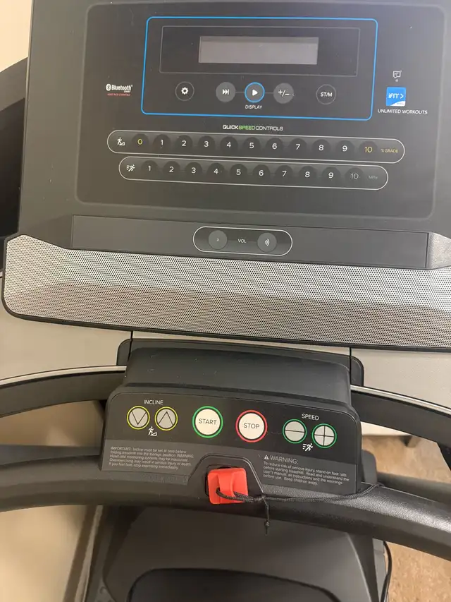 ProForm Treadmill – Excellent Condition in Exercise Equipment in Markham / York Region - Image 3