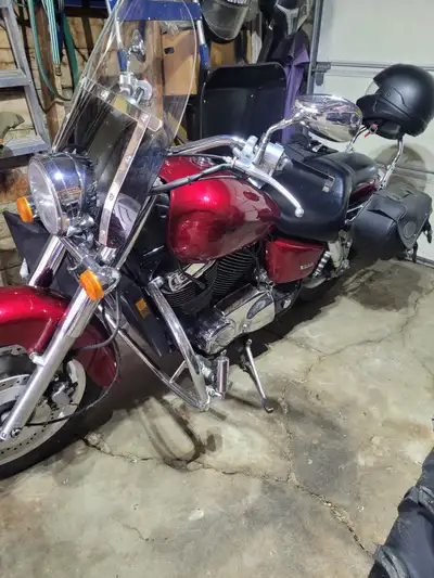2002 Honda shadow saber 1100 Very clean Like new condition Tires are like new Comes with colbert exh...