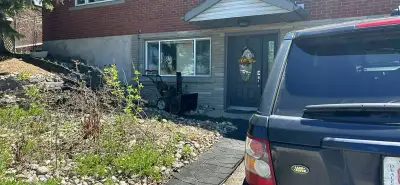 Rooms available for rent near Ottawa, 15 minutes from downtown. One room is available starting June...