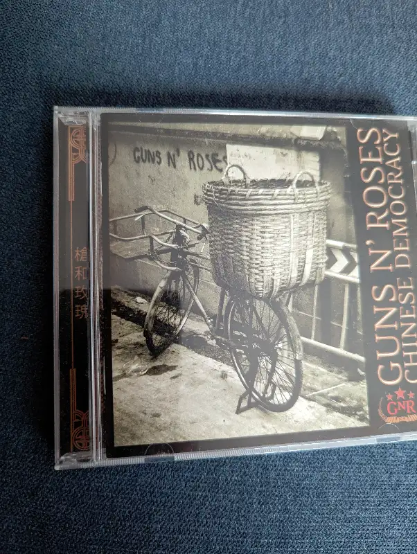 Chinese Democracy by Guns N' Roses (CD, 2008)633512968779551216