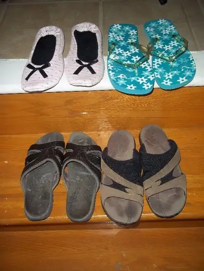 2 Sandales de marque Merrell, Hosk Puppies et autres AUBAINE !, View more