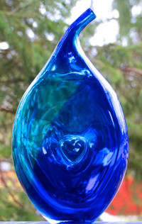 Very Large Kosta Boda Art Glass Sculptural Vessel / Vase