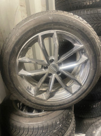 19” Audi SQ5/Q5 wheels 235-55-19 Michelin Xice snow winters 