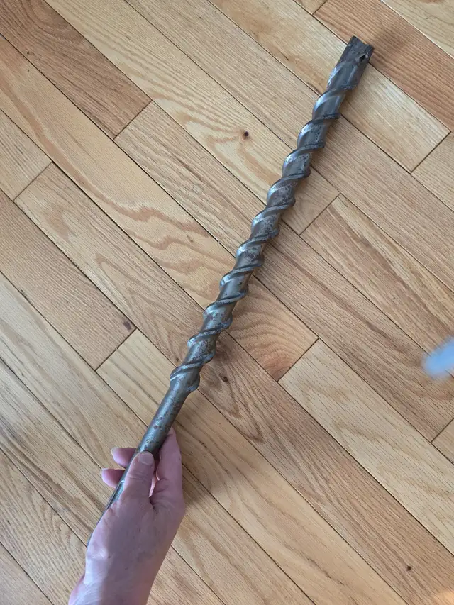 Vintage SDS MAX 1-1/8" x 21" Hammer Drill Bit. Made in Germany. in Power Tools in Edmonton - Image 2