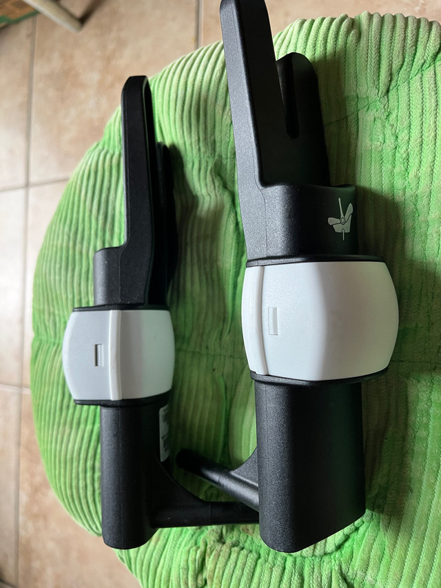 Bugaboo car seat adaptor for peg perego in Strollers, Carriers & Car Seats in Markham / York Region