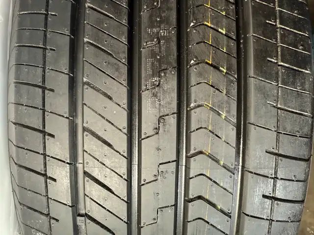 5x Yokohama Geolandar X-CV G057 - 265/60R20 H112H in Tires & Rims in Kitchener / Waterloo - Image 2