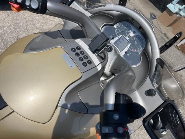 BMW K1200LT motorcycle , safety certified in Touring in City of Toronto - Image 4