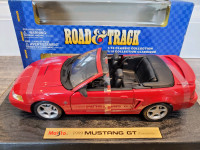 1:18 Diecast Maisto 1999 Ford Mustang GT Convertible Red 1