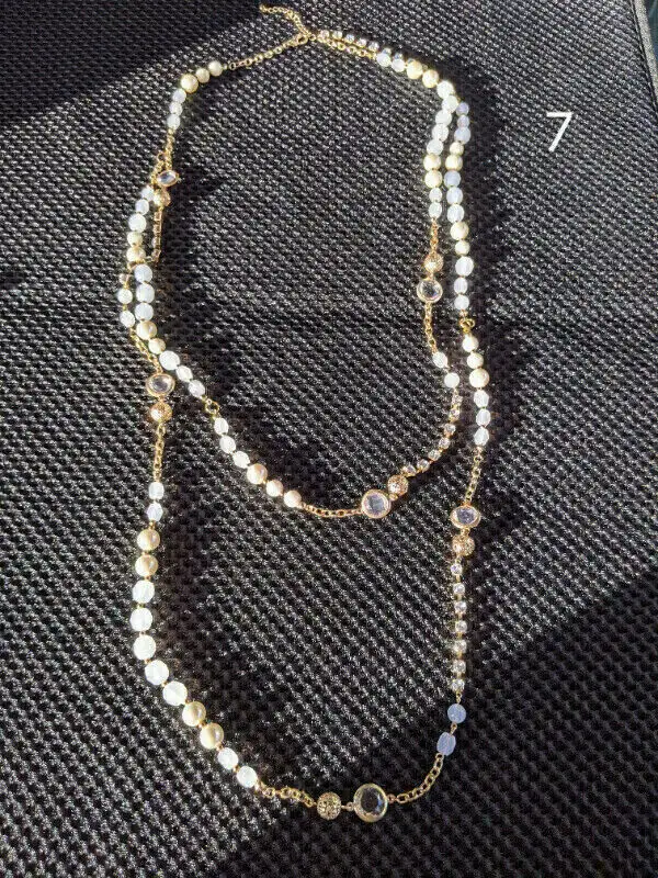 Faux-Pearl Necklaces Party Accessory/Jewelry in Jewellery & Watches in Laval / North Shore - Image 9