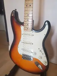 1996 MIM stratocaster with Fat 50s neck & middle pu