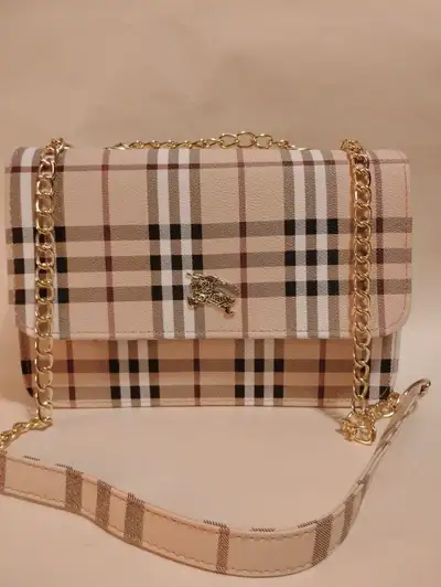 Burberry bags kijiji hotsell