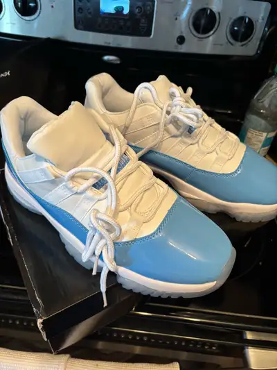 Brand new in its original box. These Jordan’s are sweet. With the university blue and white sweet lo...