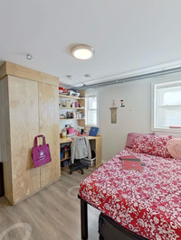 Student Housing- Private Room For Rent on Blake Blvd
