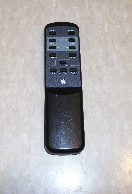 Apple 6580086A Mac Ordinateur Télécommande dans Accessoires pour télé et vidéo  à Ville de Montréal - Image 2