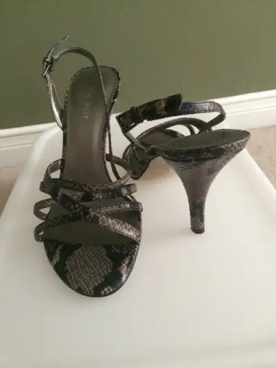 Women’s Size 7 Sandal Shoes, View more