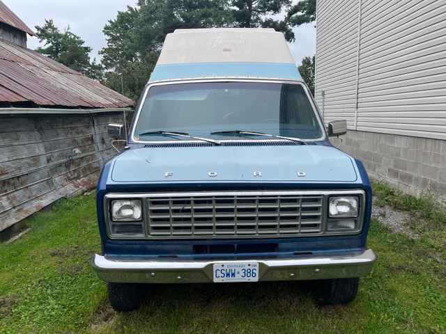 1979 Ford E250 Super Van in Travel Trailers & Campers in Ottawa