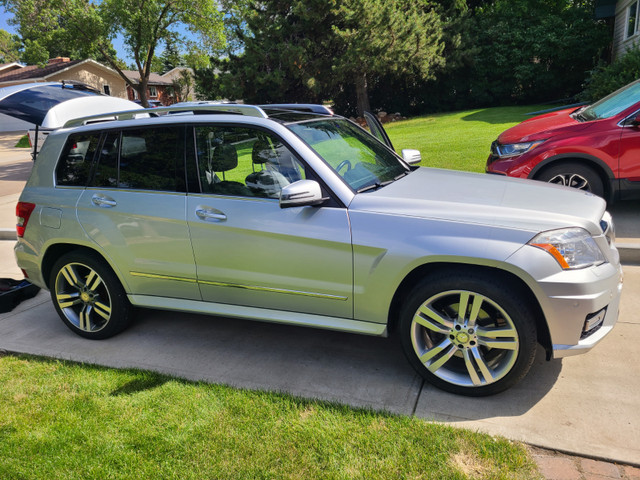 2012 MERCEDES BENZ GLK350 4MATIC in Cars & Trucks in Strathcona County - Image 2