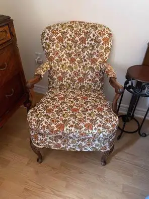 Chaise bergère antique, View more