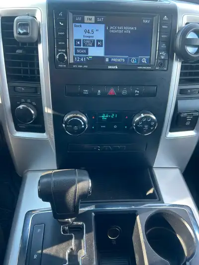 Well maintained good shape no text messages will not respond phone calls only