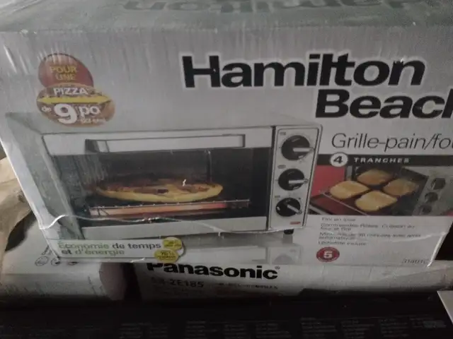 Toaster Oven Stainless Steel brand new in box in Toasters & Toaster Ovens in Ottawa - Image 2