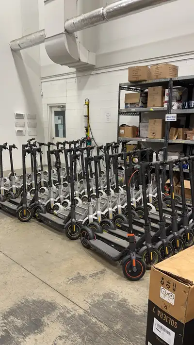 Brand new in box g30 p 4 left pick up in markham richmond hill G30p 488 Max 2 700