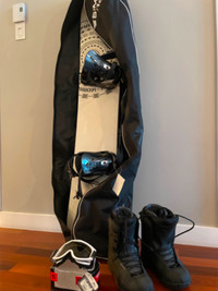 Snowboard + bottes + lunettes + sac de transport NEUFS homme
