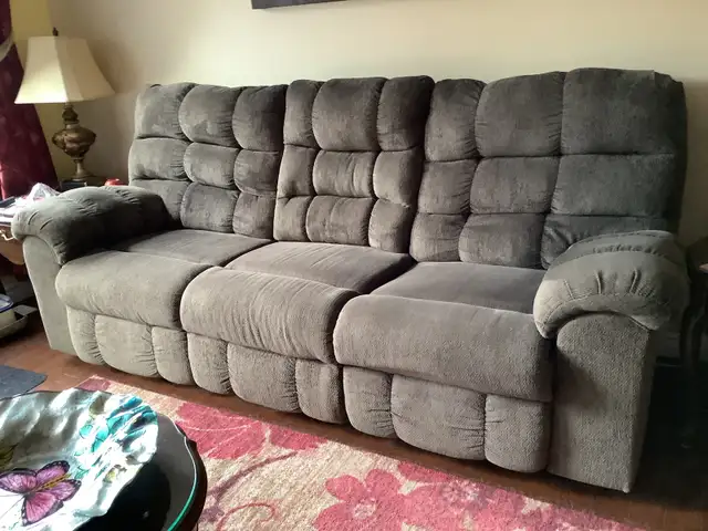 4 piece Ashley living room set in Couches & Futons in Kingston - Image 2