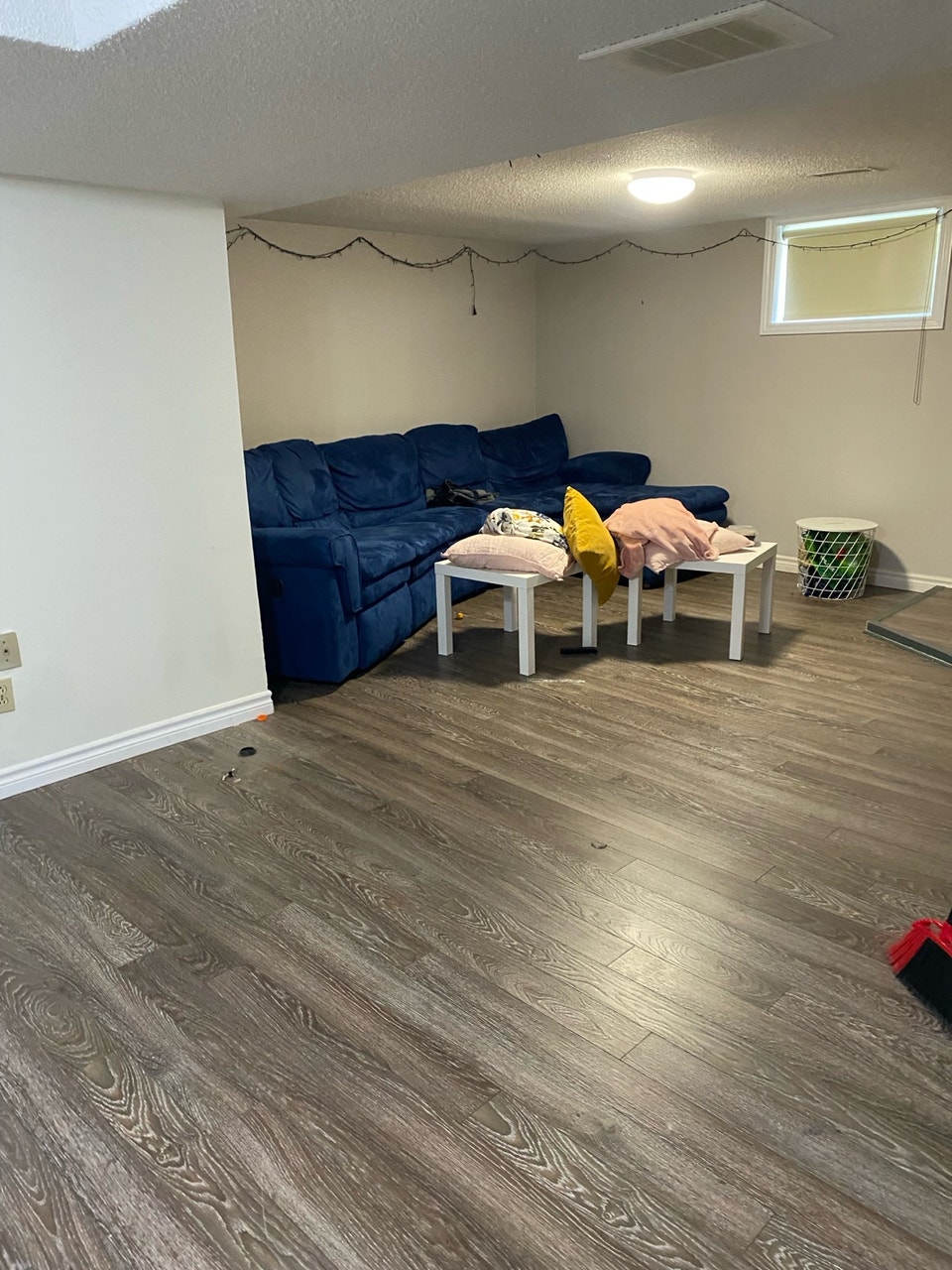 Room  for a rent  female only 3