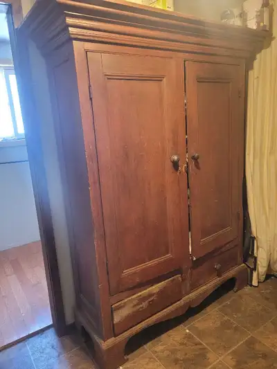 Armoire cabinet from Gerogin Bay ontario, View more