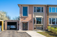 4 Bedroom Must See In Mississauga