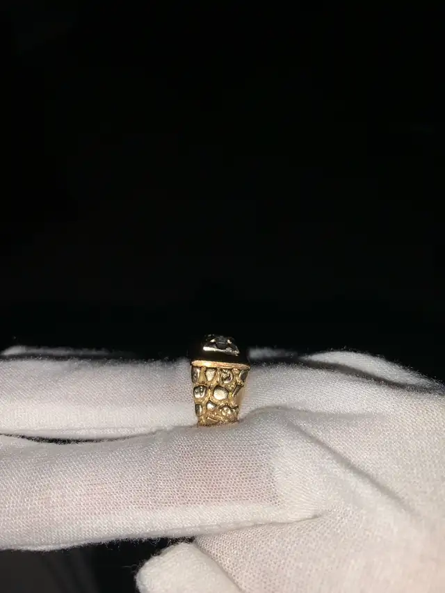 14kt yellow and white gold nugget solitaire square ring in Jewellery & Watches in Delta/Surrey/Langley - Image 3