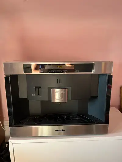 FOR PARTS or REPAIR Miele Nespresso CVA2652 Cofee System , View more