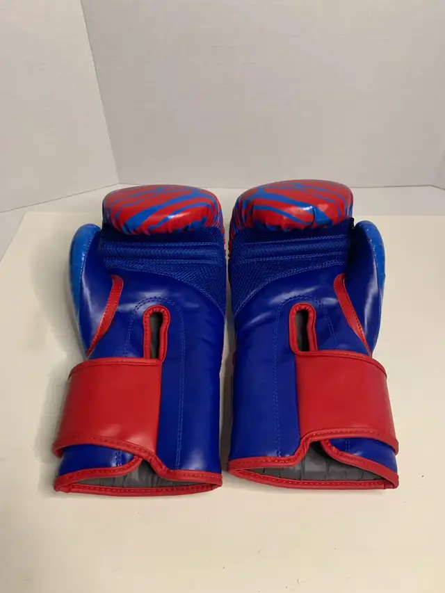 Pro Canada Fitness Boxing Gloves in Other in Calgary - Image 3
