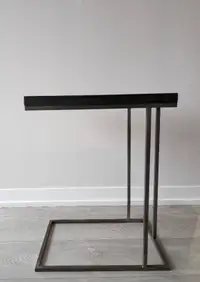 Quality C-Sofa Table