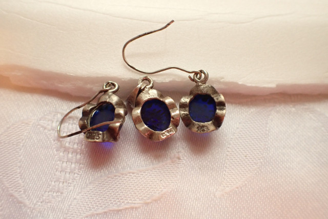 FOR SALE - Silver Blue speckled earrings in Jewellery & Watches in Peterborough - Image 3